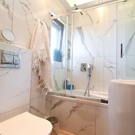 Theasis Luxury Panoramic Penthouse Неос-Мармарас