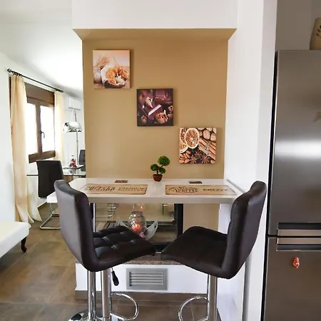 Theasis Luxury Panoramic Penthouse Апартаменты